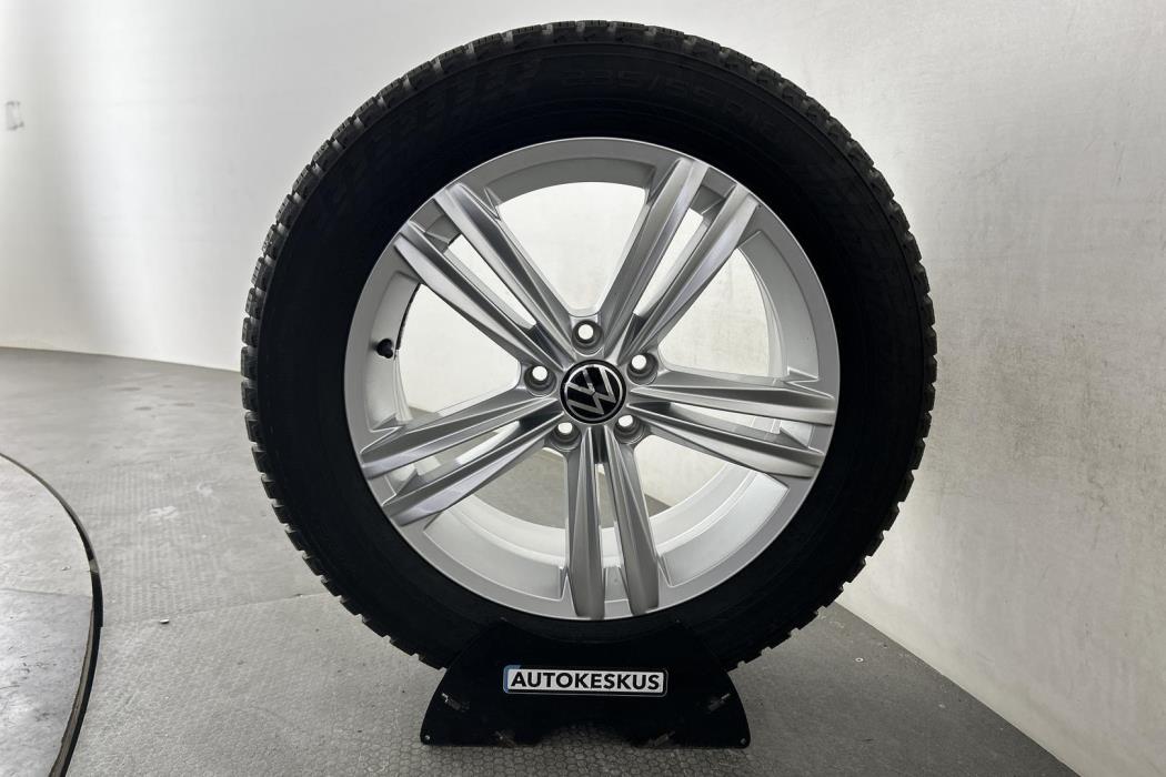 VOLKSWAGEN Tiguan 2018