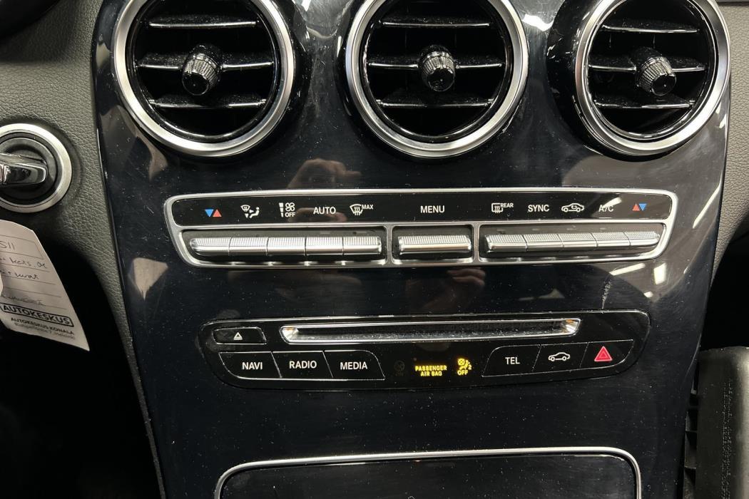 MERCEDES-BENZ C 2016