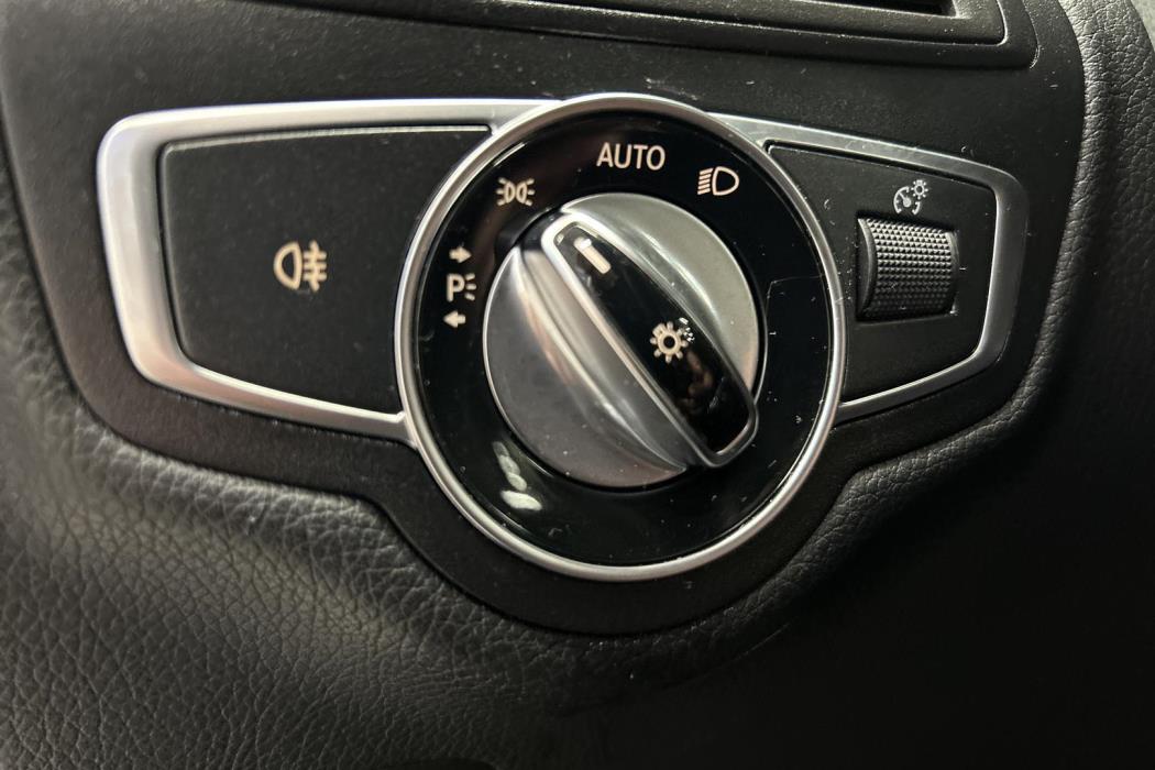 MERCEDES-BENZ C 2016
