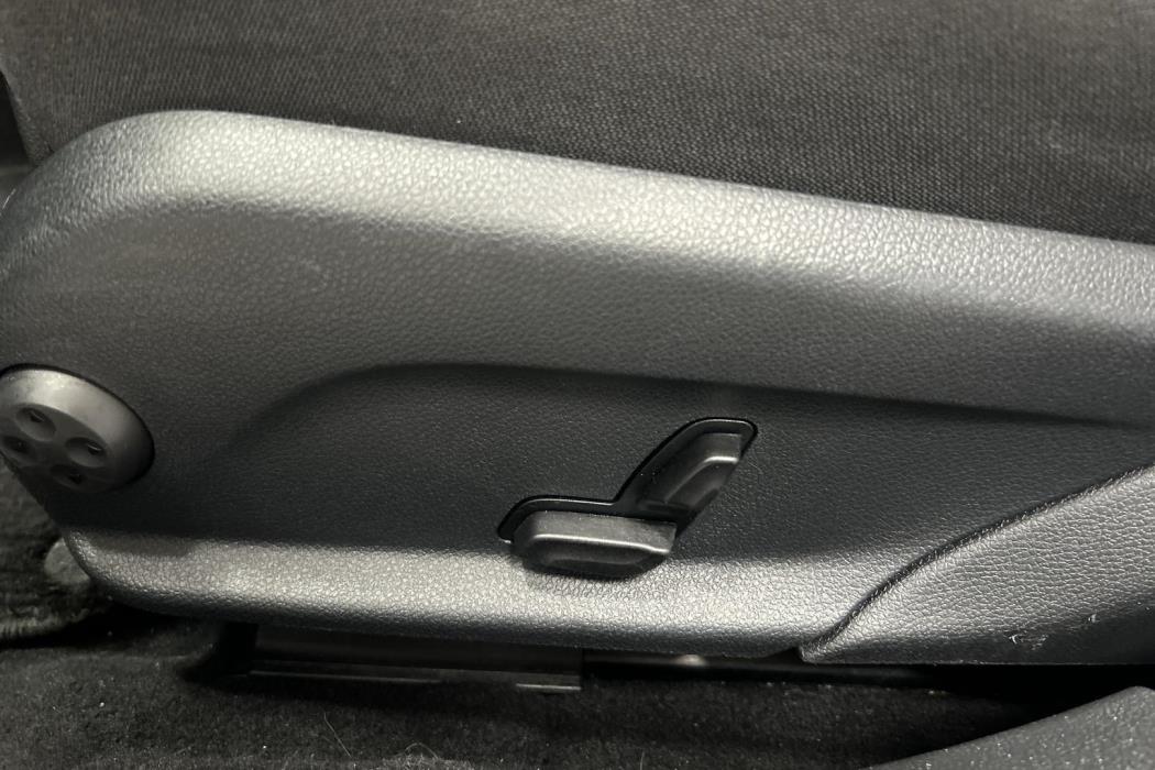 MERCEDES-BENZ C 2016
