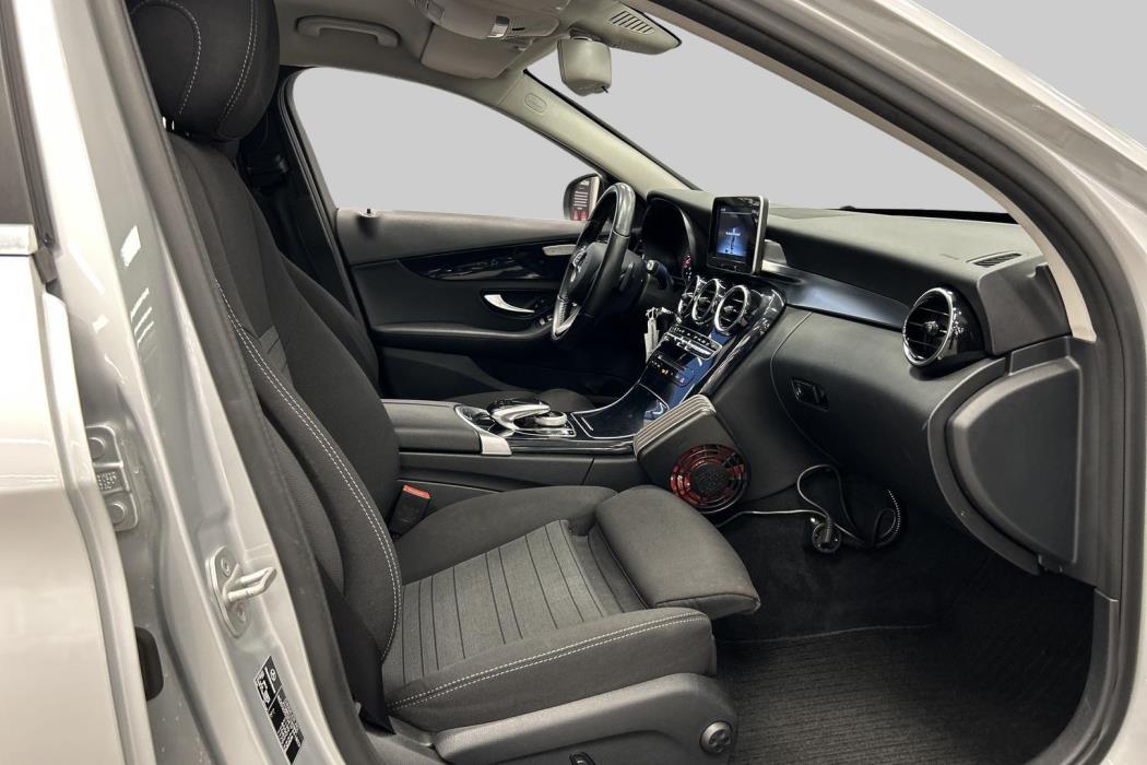 MERCEDES-BENZ C 2016