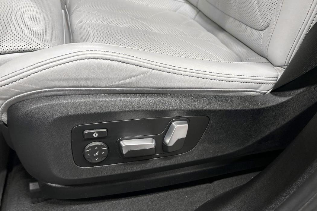 BMW X5 2023