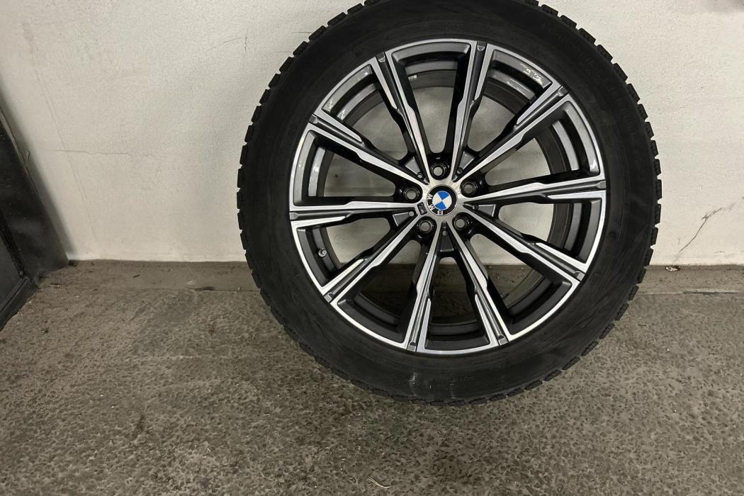 BMW X5 2023