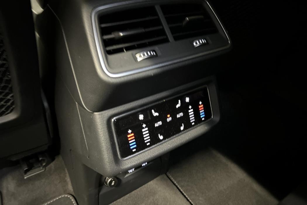 AUDI e-tron 2020