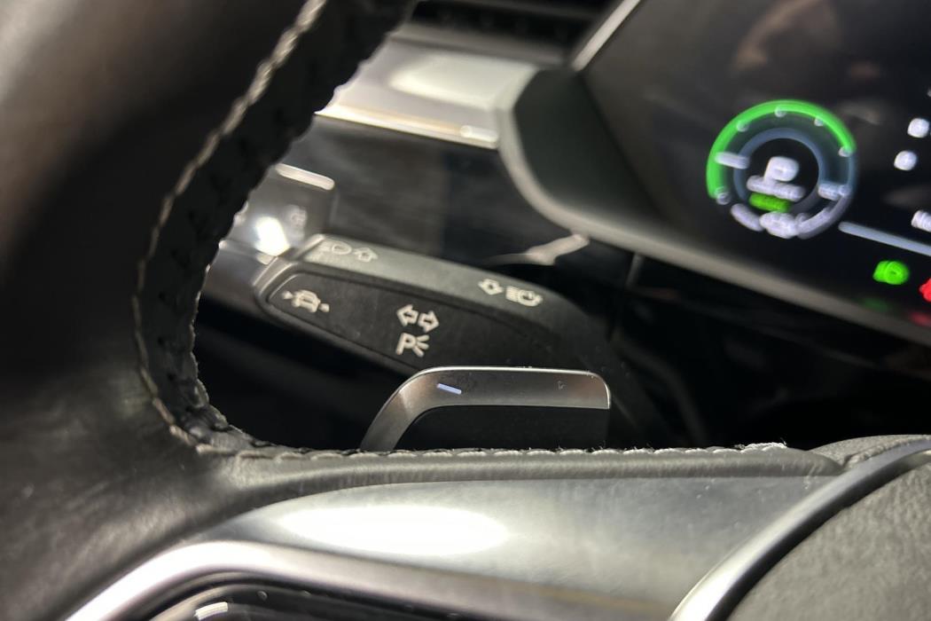 AUDI e-tron 2020