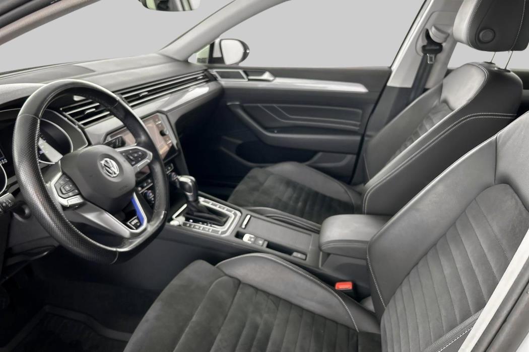 VOLKSWAGEN Passat 2020