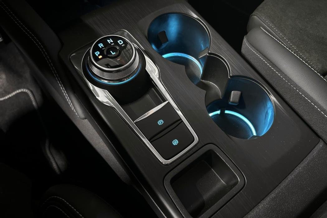 FORD Kuga 2026
