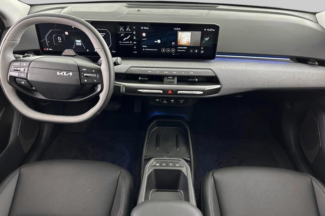 KIA EV4 2025