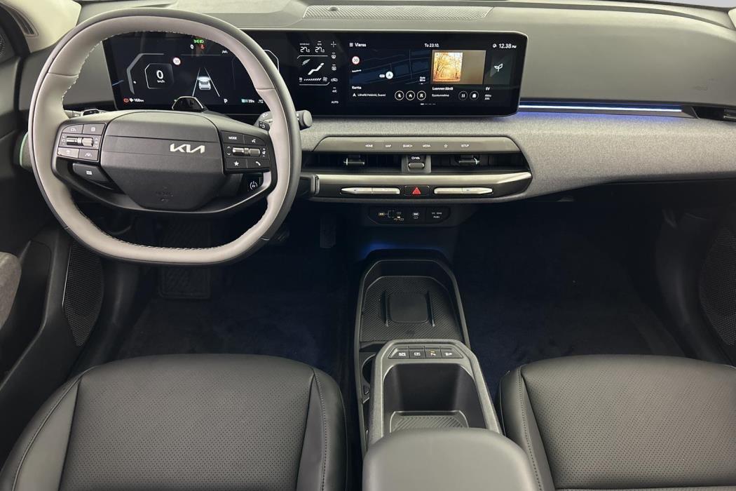 KIA EV4 2025