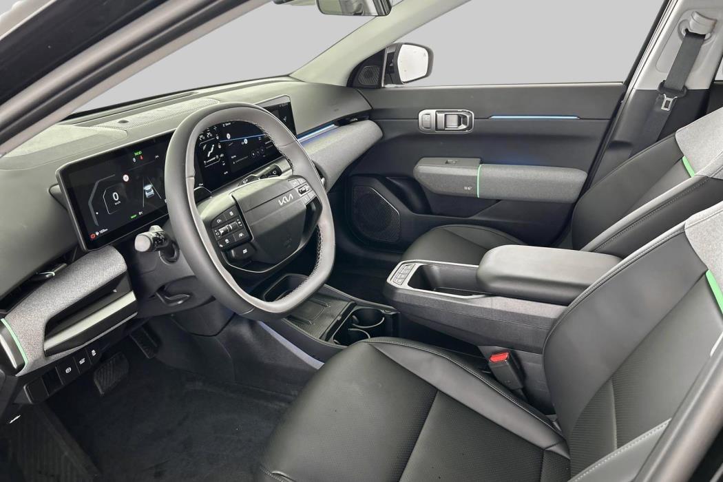 KIA EV4 2025