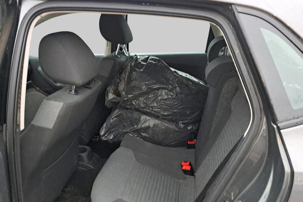 VOLKSWAGEN Polo 2010