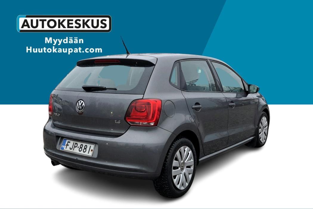 VOLKSWAGEN Polo 2010