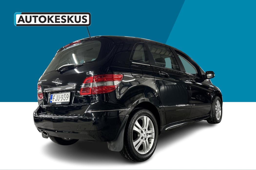 MERCEDES-BENZ B 2010