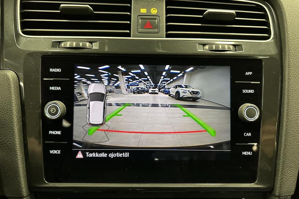 VOLKSWAGEN Golf 2018