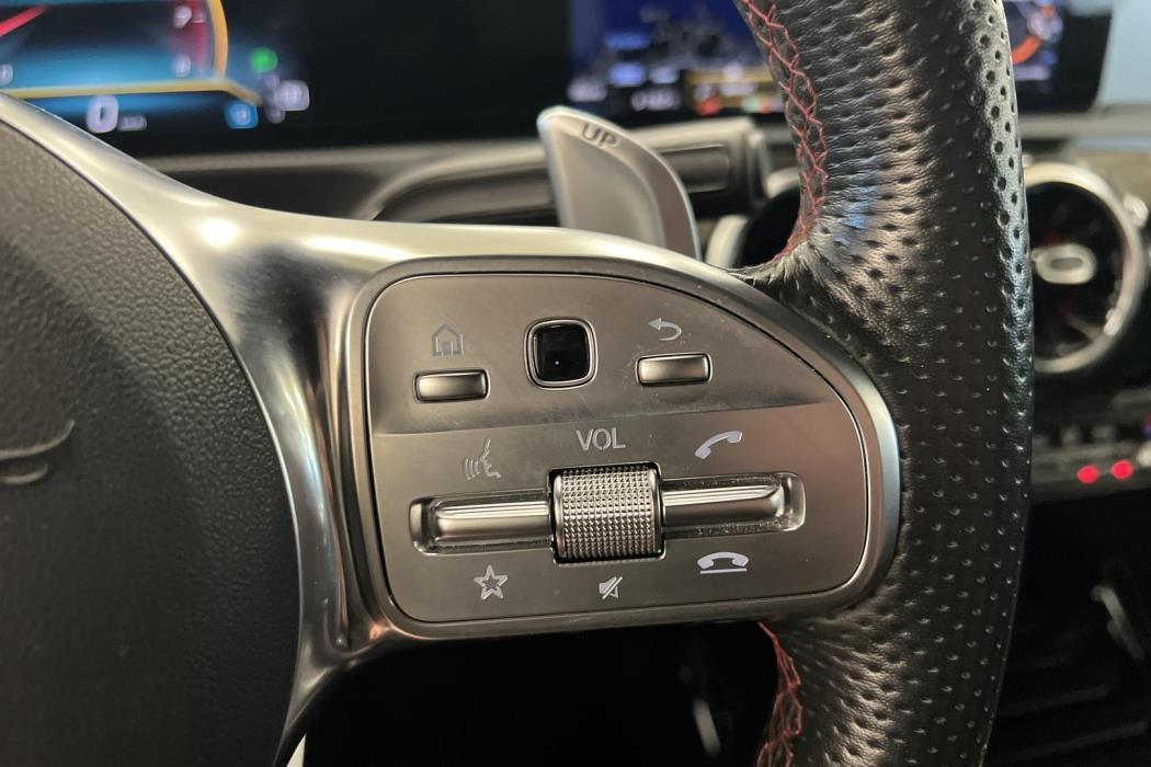 MERCEDES-BENZ A 35 AMG 2019