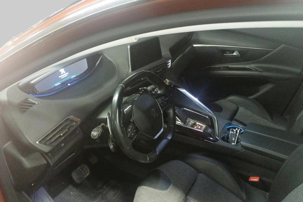 PEUGEOT 3008 2020
