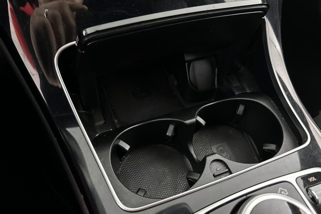 MERCEDES-BENZ C 2020