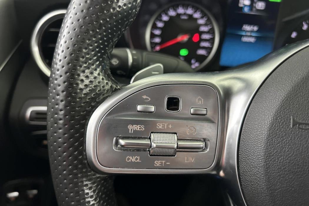 MERCEDES-BENZ C 2020