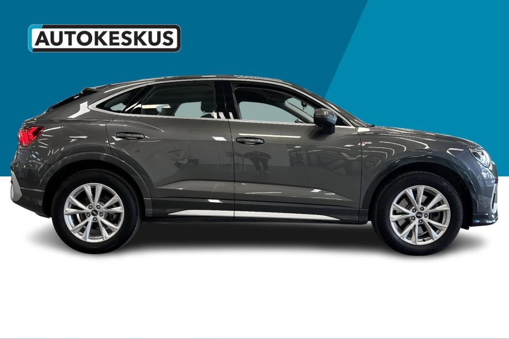 AUDI Q3 2021