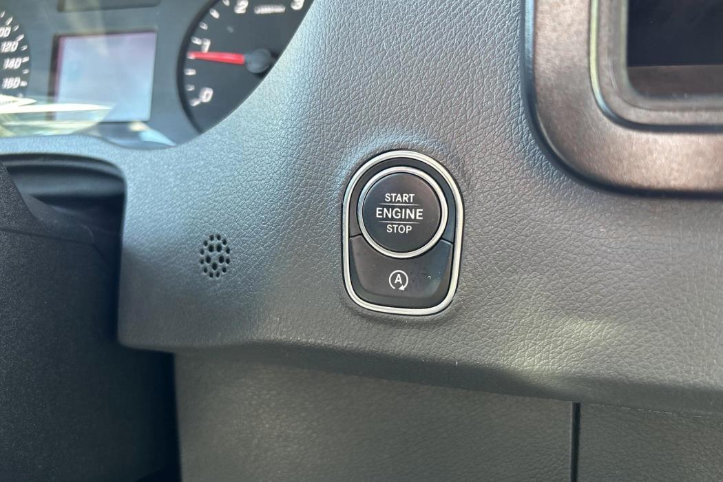 MERCEDES-BENZ Sprinter 2019