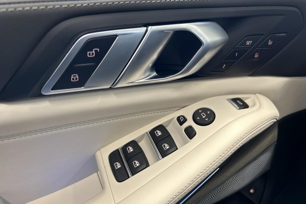 BMW X5 2025