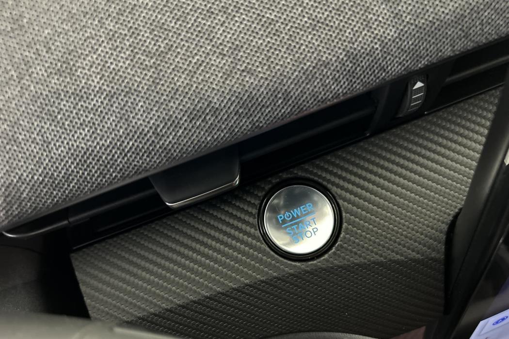 FORD Mustang Mach-E 2025