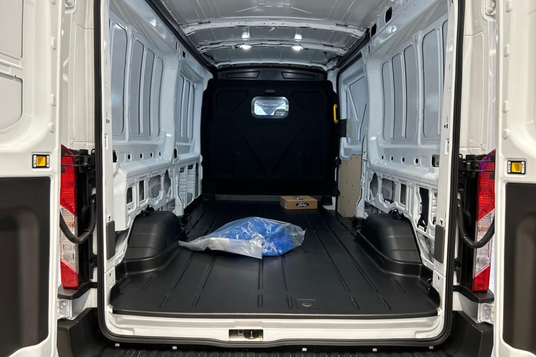 FORD Transit 2024