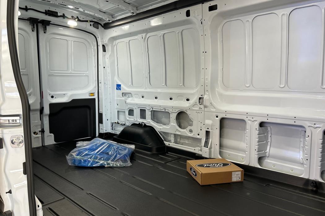 FORD Transit 2024