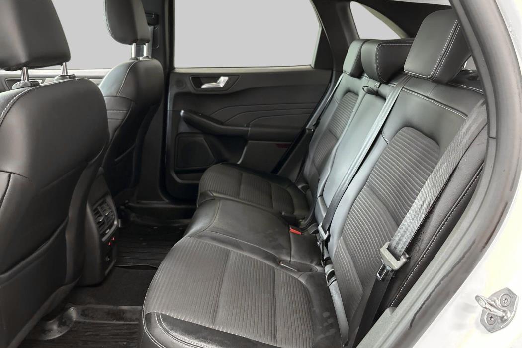 FORD Kuga 2023