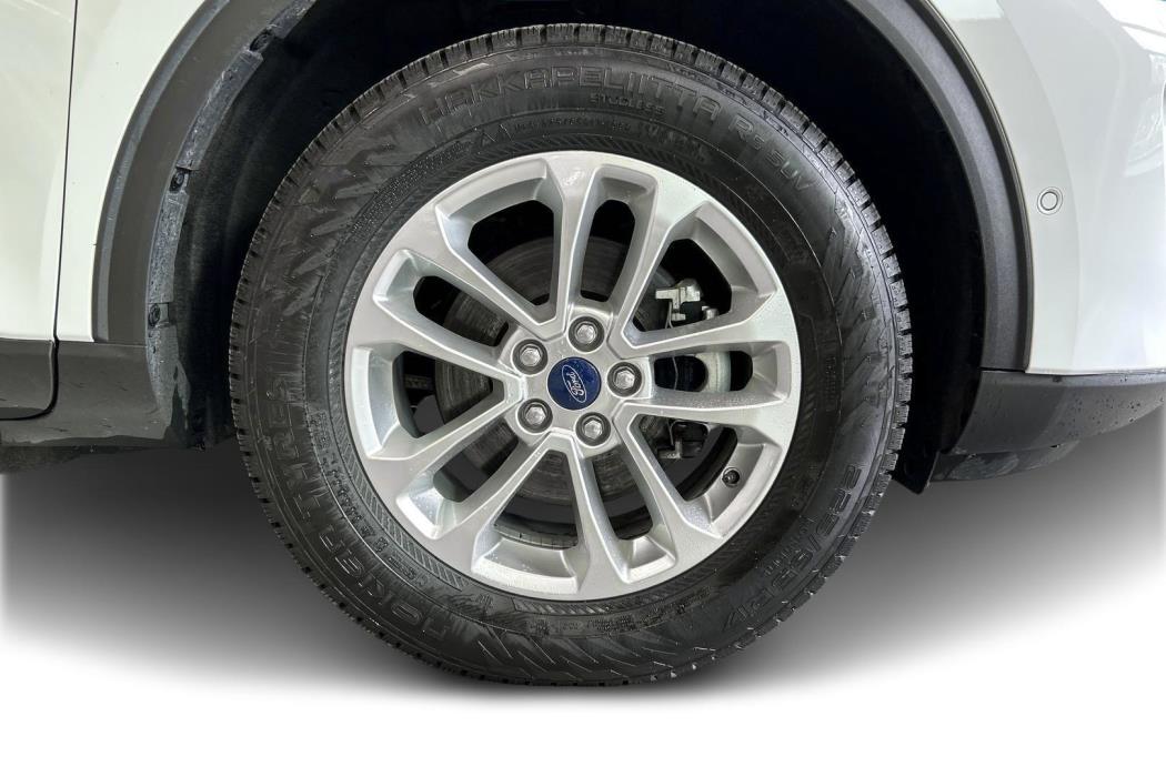 FORD Kuga 2023