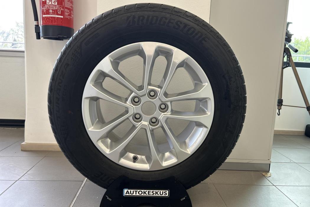 FORD Kuga 2023