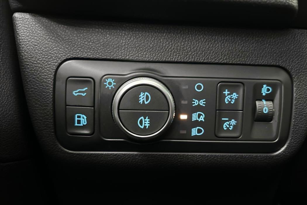 FORD Kuga 2023