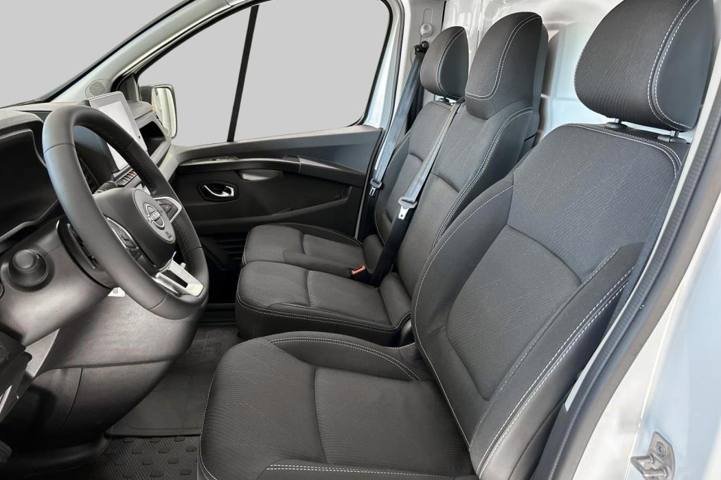 NISSAN Primastar 2025