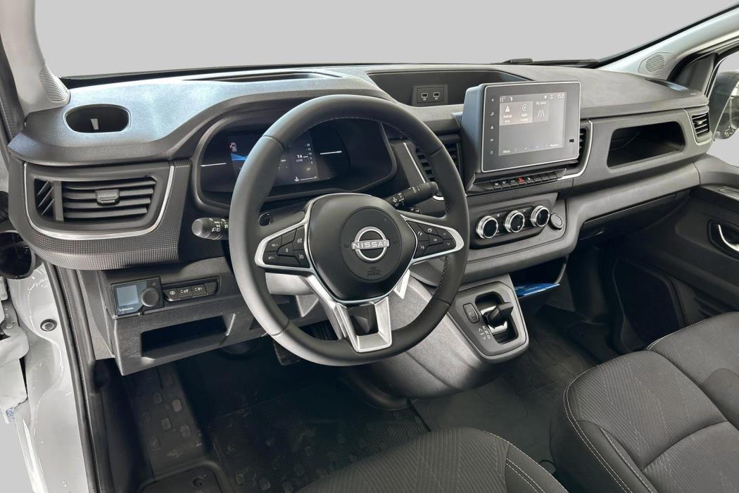 NISSAN Primastar 2025