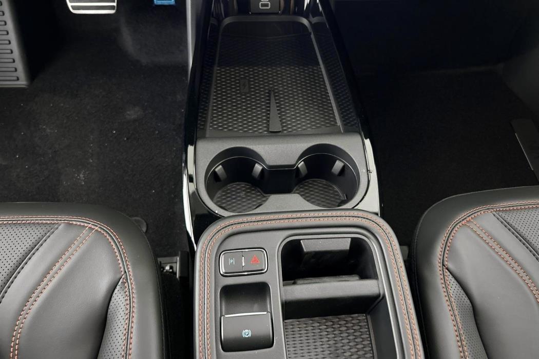 FORD Mustang Mach-E 2025