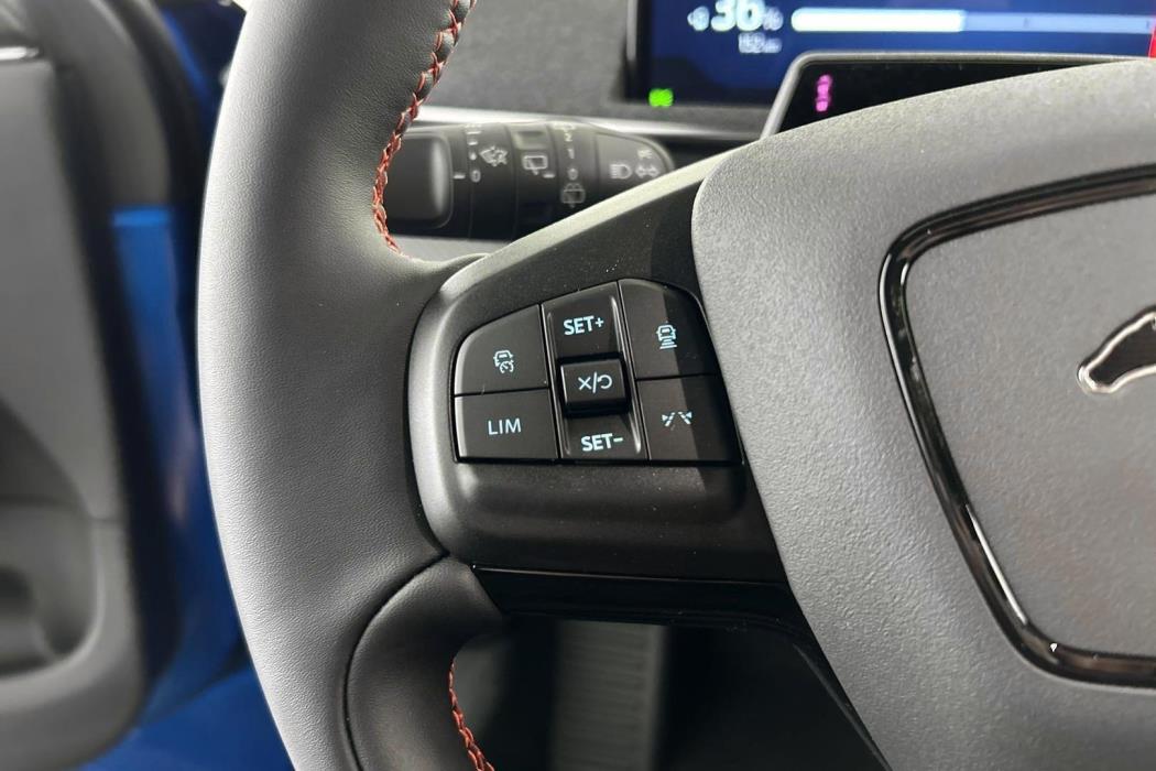 FORD Mustang Mach-E 2025