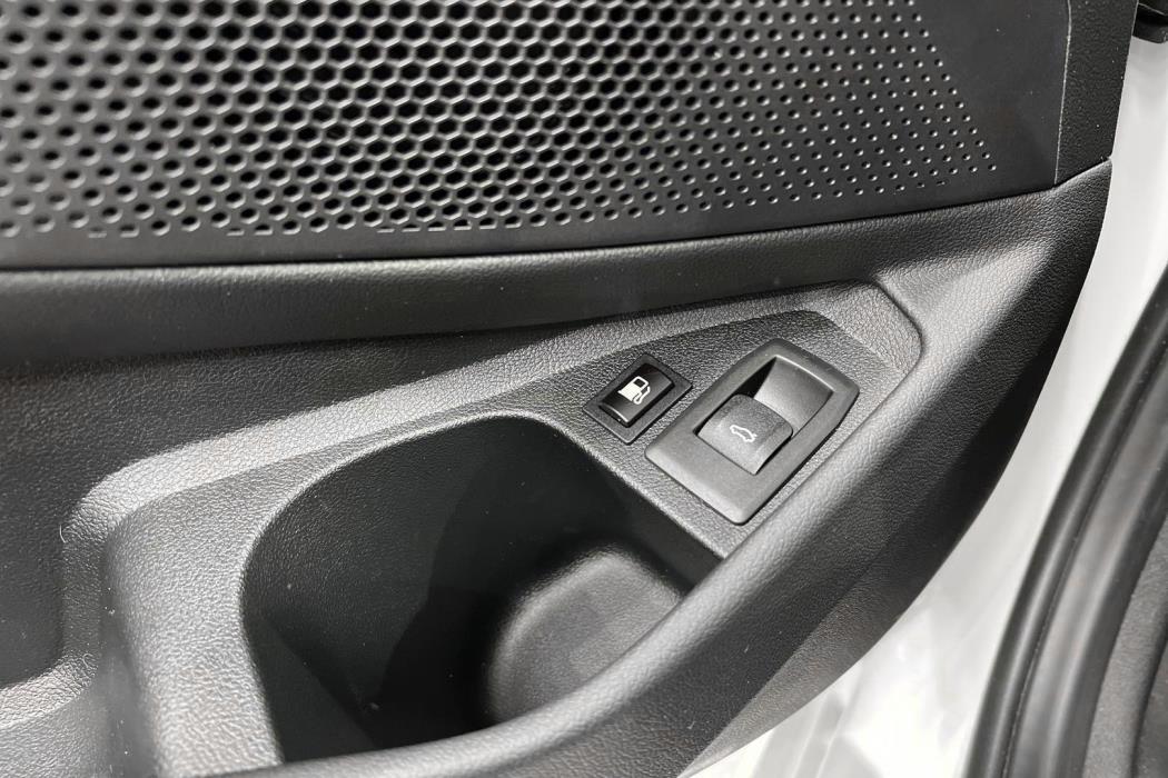 BMW 3-SARJA 2024