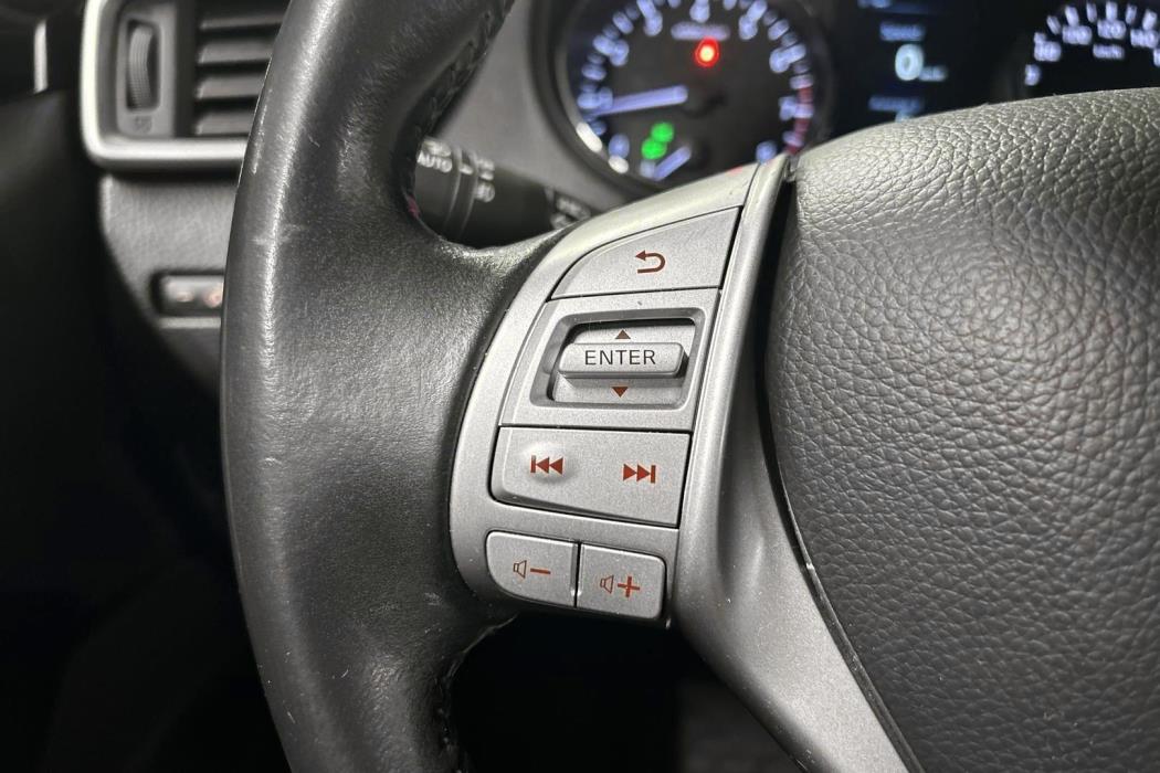 NISSAN Qashqai 2017