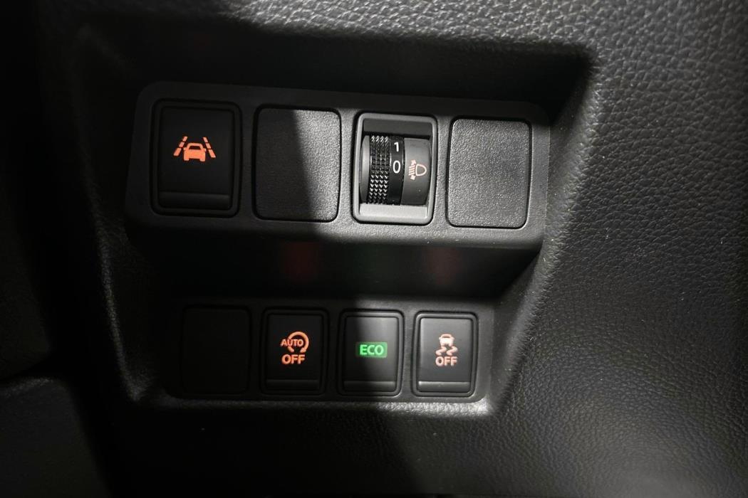 NISSAN Qashqai 2017