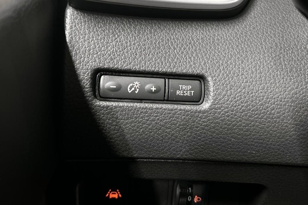NISSAN Qashqai 2017
