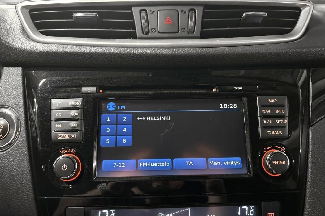 NISSAN Qashqai 2017