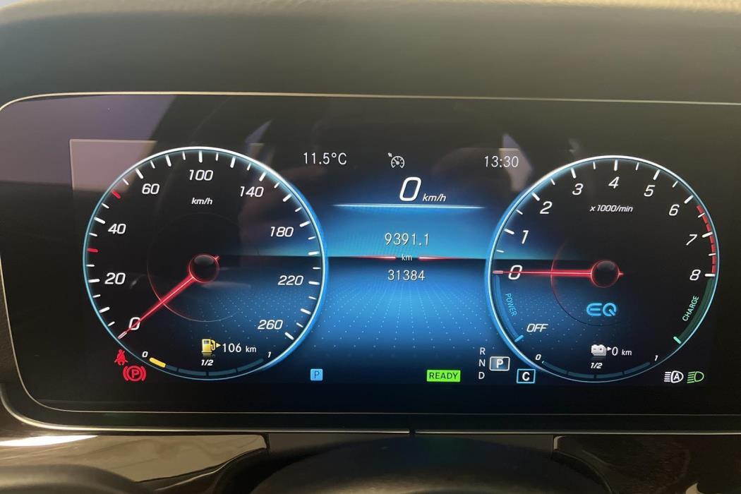 MERCEDES-BENZ E 2022