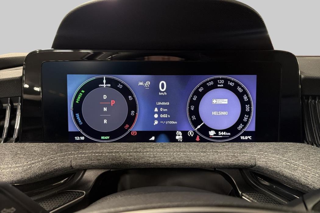 SKODA Superb 2025
