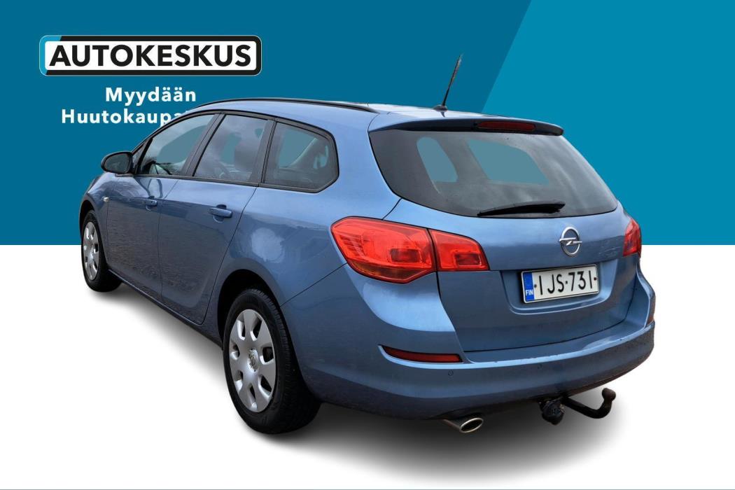 OPEL Astra 2010