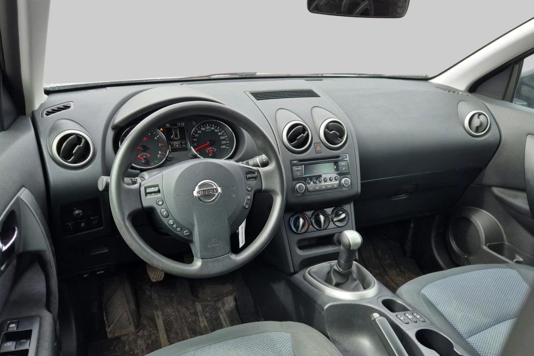 NISSAN Qashqai 2013