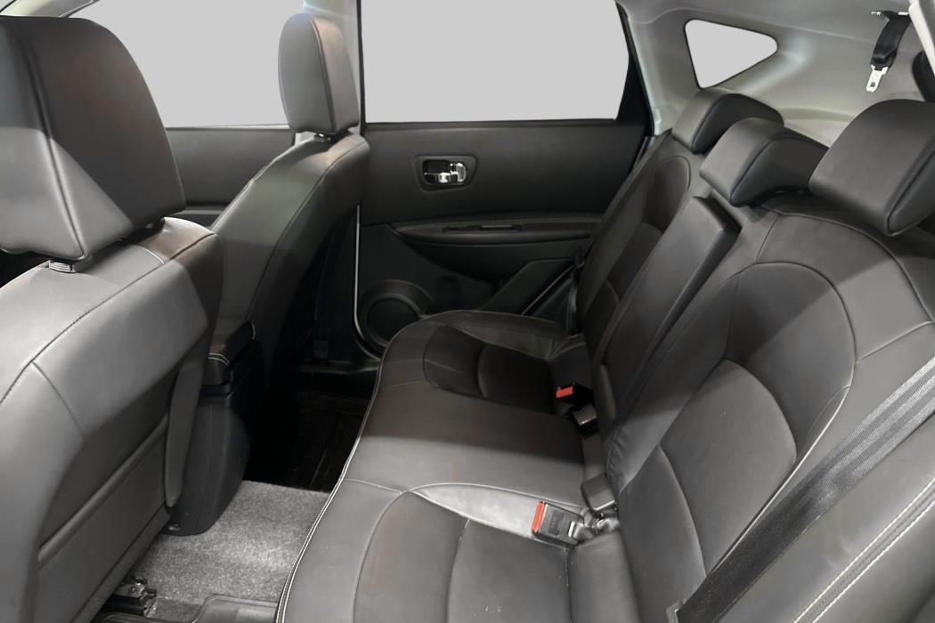 NISSAN Qashqai 2013