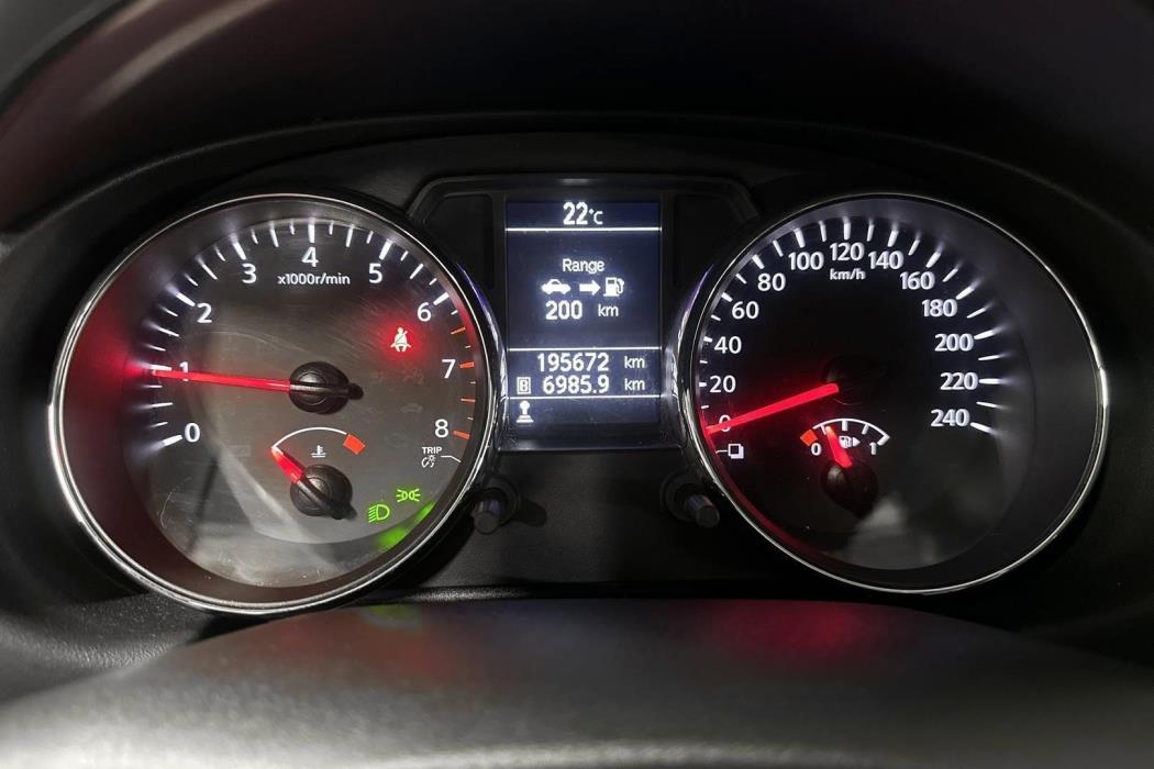 NISSAN Qashqai 2013