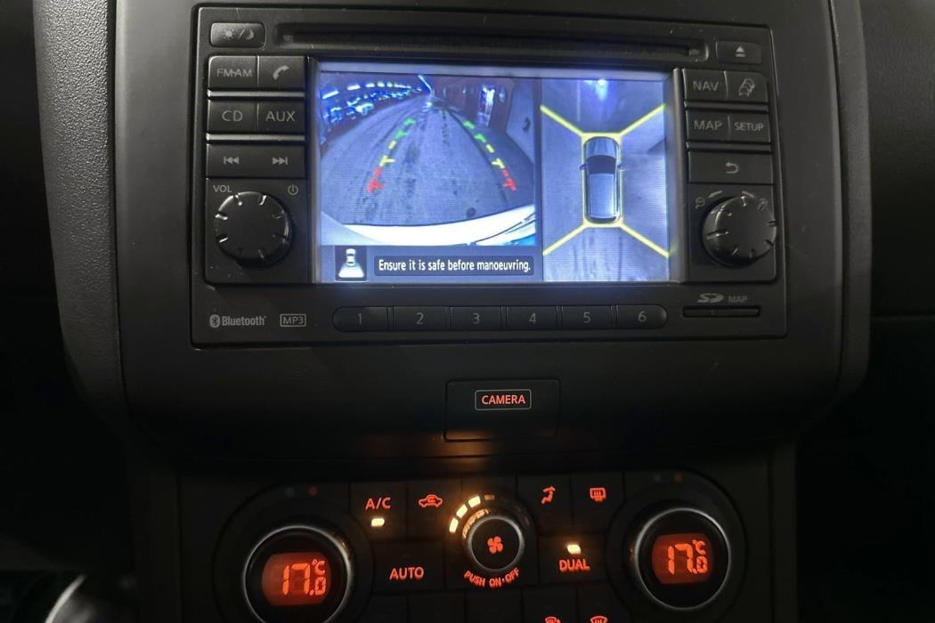 NISSAN Qashqai 2013