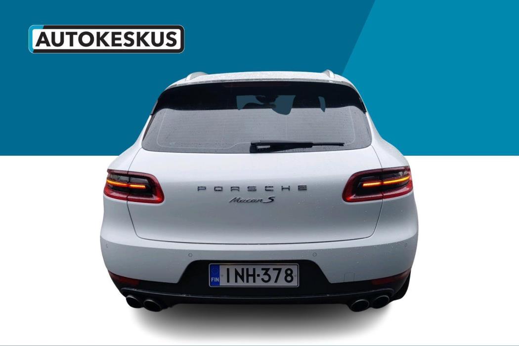PORSCHE Macan 2015