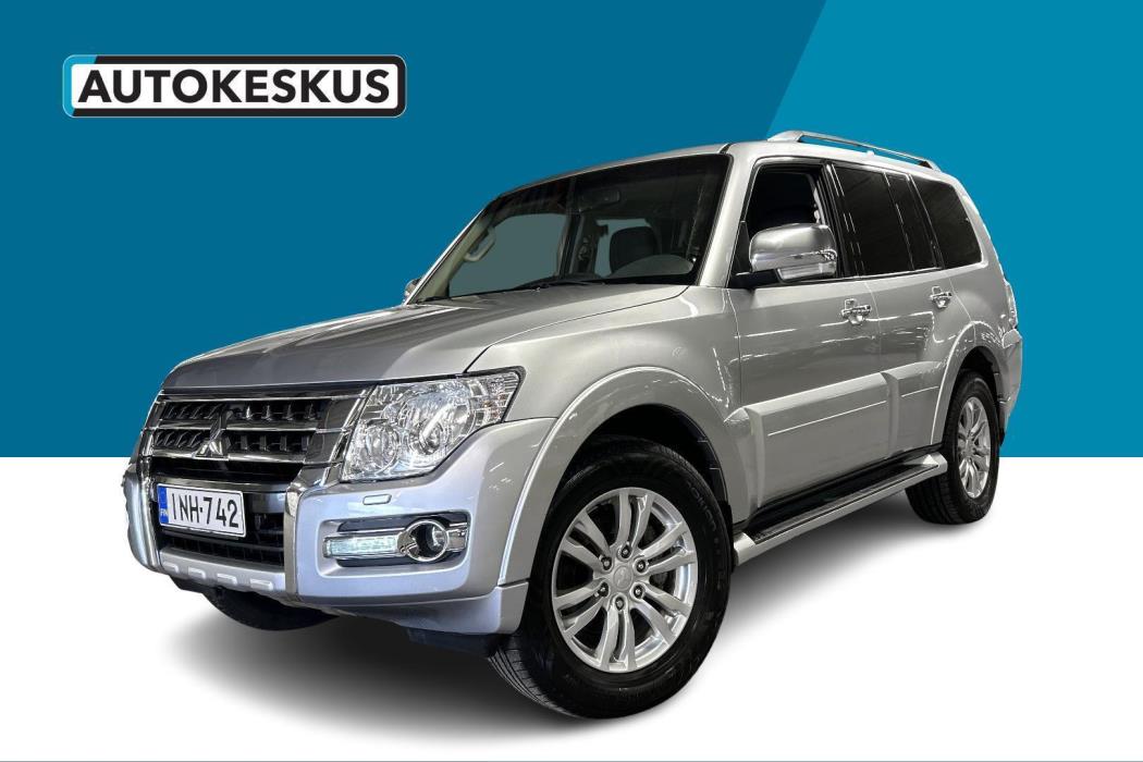 MITSUBISHI Pajero 2016